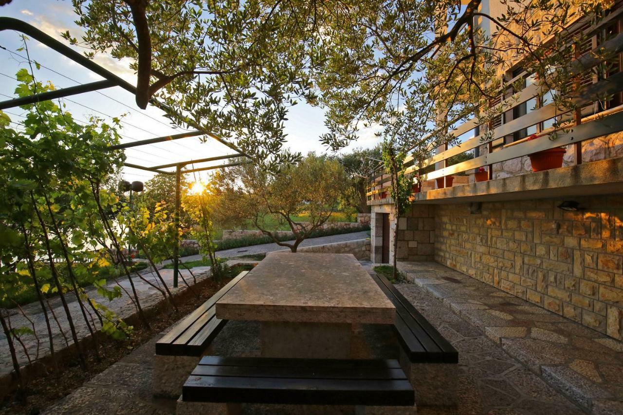 Apartman Baredine Maslenica Buitenkant foto