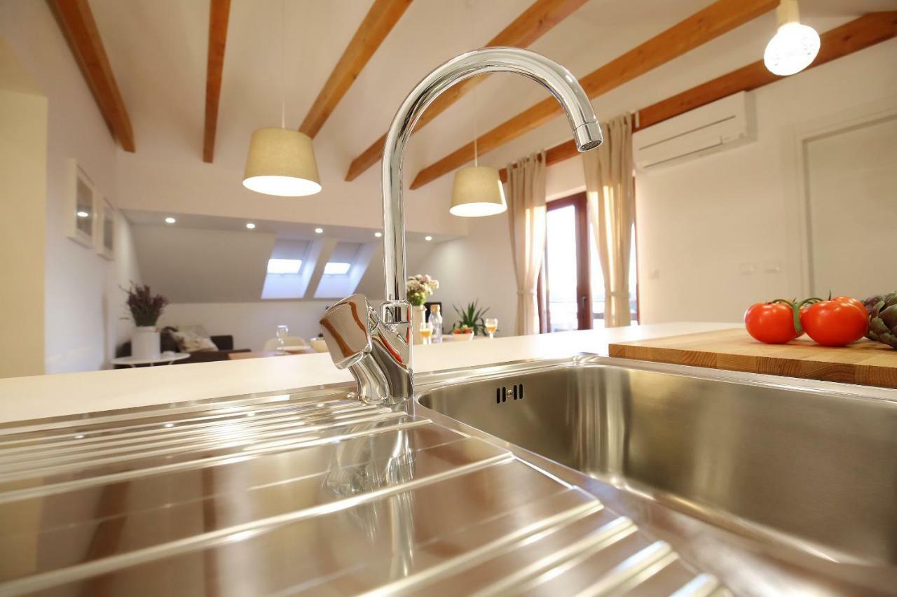 Apartman Baredine Maslenica Buitenkant foto